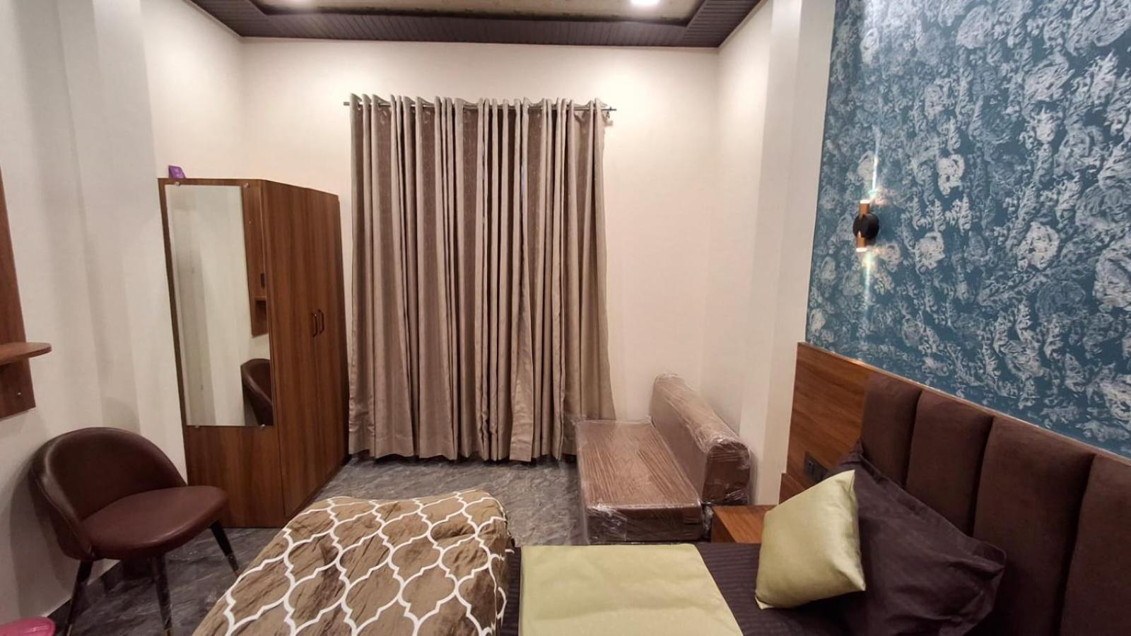 Shri Harihar Dham Otel Mathura Dış mekan fotoğraf